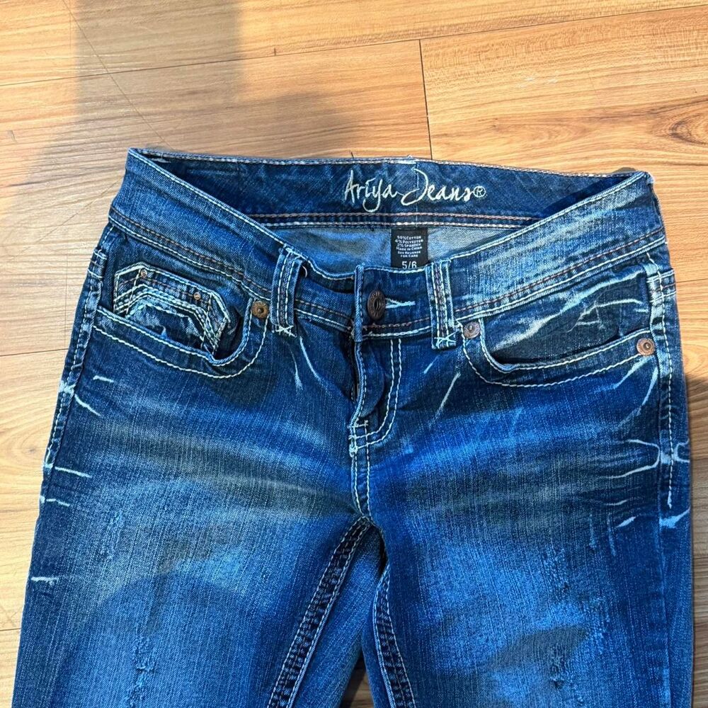 ARIYA JEANS  Women's Blue and Navy Jeans - Picture 2 of 4